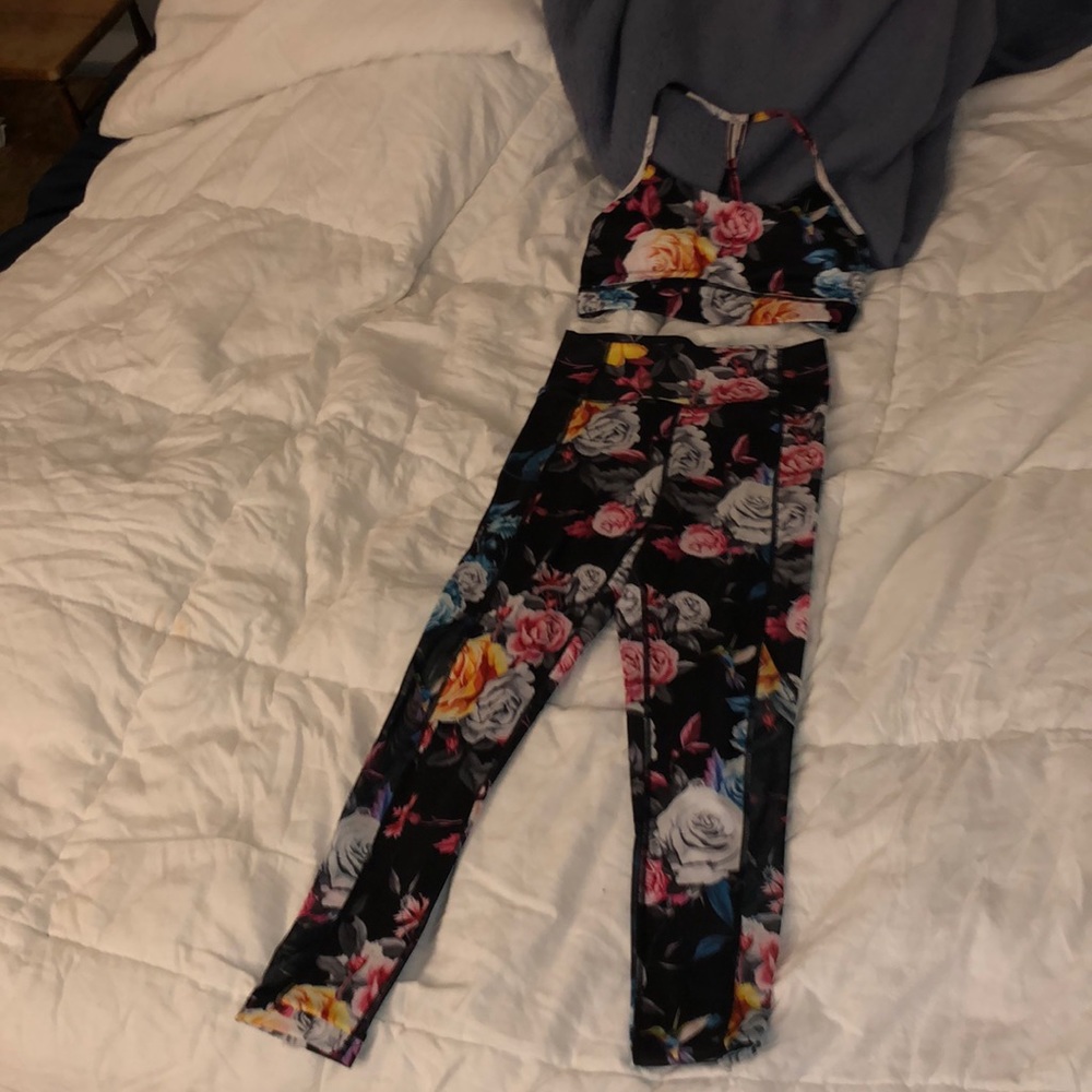 Zyia leggings & bra